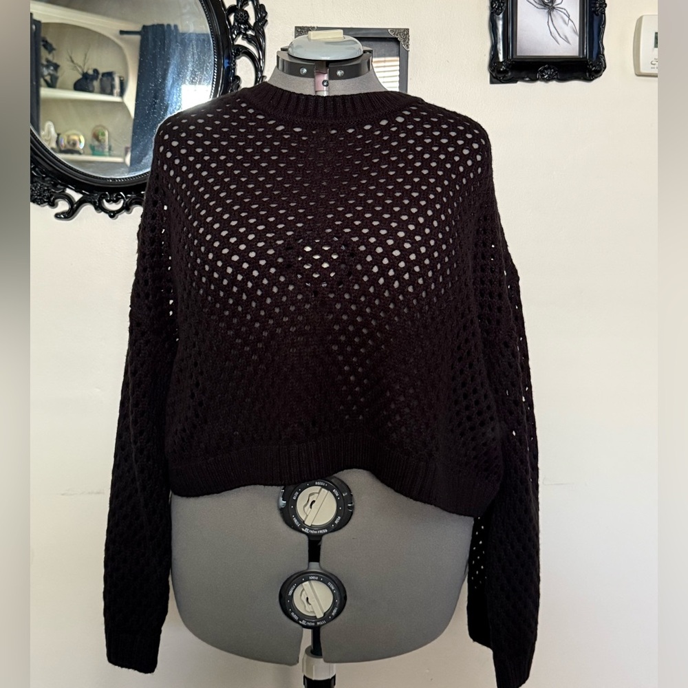 H&M Black Crew Neck Sweater with Open-Knit Design